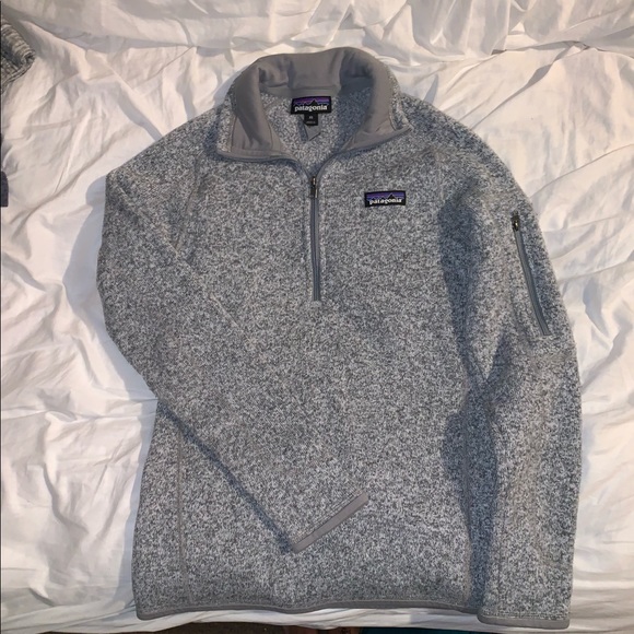 Patagonia Tops - Grey quarter zip fleece hoodie
